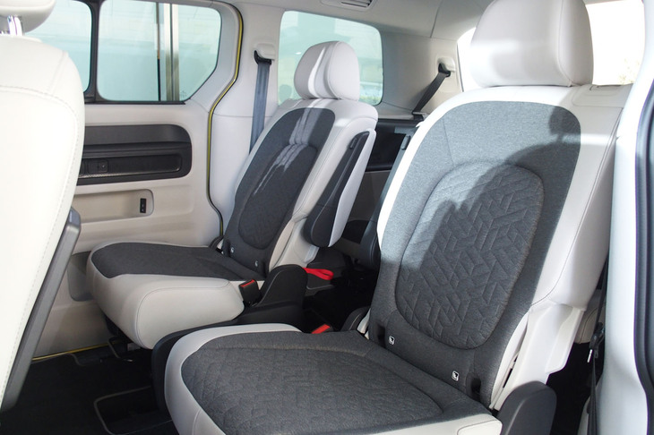 フォルクスワーゲンID.Buzz（セカンドシート）