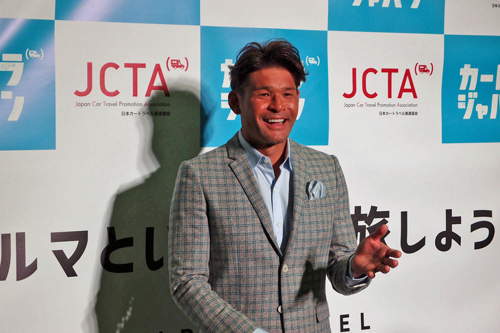 こちらは、“カートラアンバサダー”に就任したタレントの照英氏。「今日は、会場を見て回ってテンション上がりっぱなし！ やはり、大人になっても遊び心は忘れちゃいけないなと思いました」などと、終始笑顔だった。