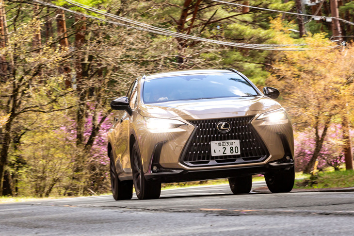 2024年2月29日に発売された「レクサスNX“オーバートレイル”」。大自然と共生しながら上質なアウトドア体験を楽しめるというコンセプトの新グレードだ。