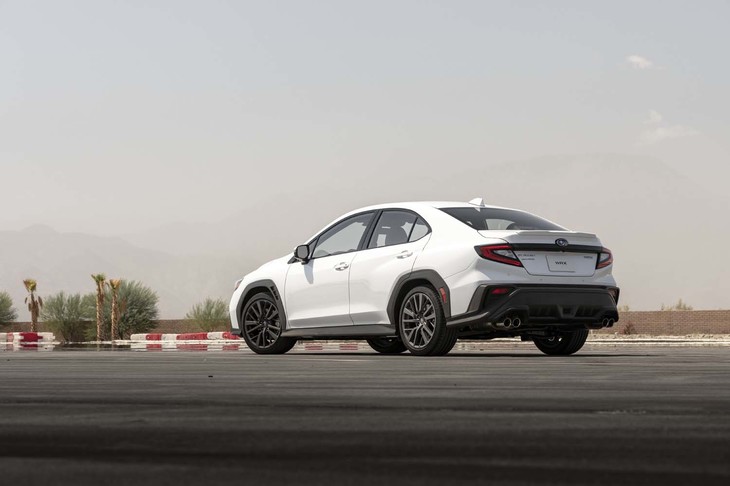 スバルディーラーによると、2021年9月末時点で先行受注等は受け付けておらず、「11月以降（あくまで以降）に詳しいお話ができるかも」とのことだった。