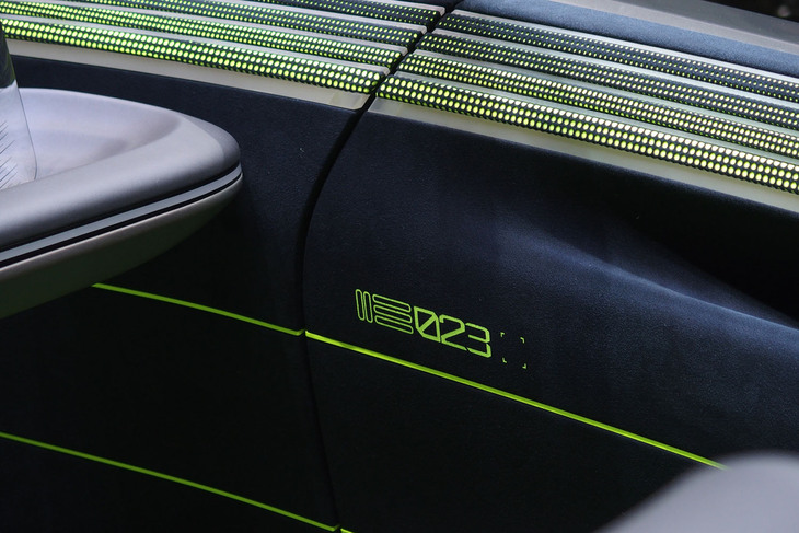 日産マックスアウト（ドア内張り）