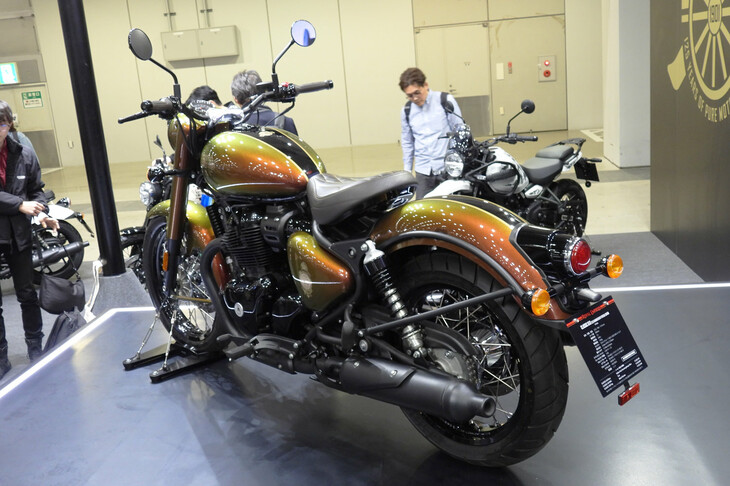 ロイヤルエンフィールド・クラシック650 125周年記念スペシャルエディション