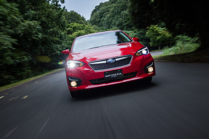 スバル・インプレッサスポーツ2.0i-S EyeSight