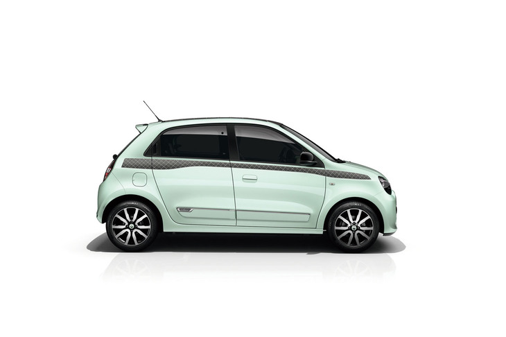 ルノー・トゥインゴ ラ・パリジェンヌ