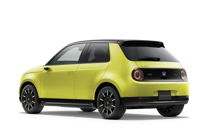 初代「シビック」を思わせるキュートなエクステリアデザインは、デビュー当時かなり話題になった。世界的なデザインアワード「レッド・ドット・デザイン賞」でプロダクトデザインの最高賞も獲得している。