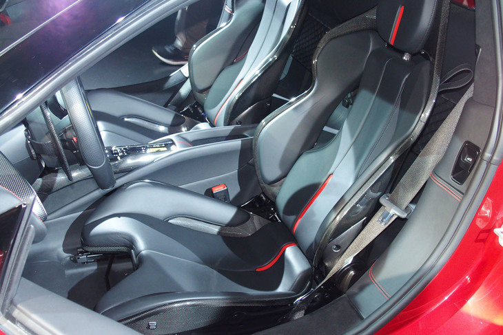 フェラーリ296GTB（シート）