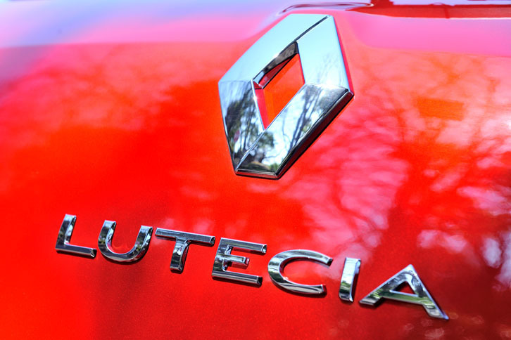 今回のマイナーチェンジは1.2リッターエンジンを搭載する「インテンス」と「ゼン」が対象。「GT」とゼンの0.9リッターは従来通りで変更はなし。