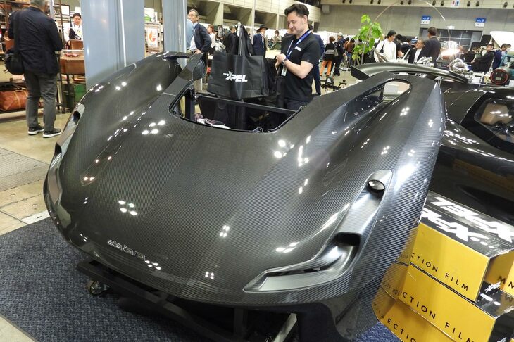 ACTIVE GARAGEの出展ブースの様子。