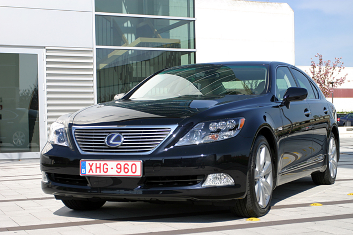 レクサスLS600h（4WD/CVT）【海外試乗記（前編）】 こたえられないLS 