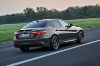 新デザインの「アルファ・ロメオ・ジュリア」上陸　20台の限定車も発売の画像