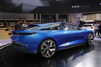 シューティングブレークを提案したクオロスのコンセプトカー「マイルII」。