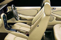 「ジャガーXタイプ・エステート」にエントリーモデル追加の画像