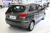 同じく「BC301」、のリアビュー。