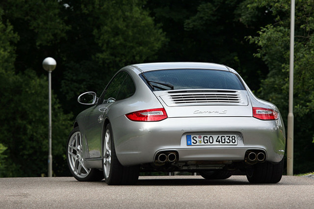 ポルシェ911カレラS（RR/7AT）／カレラカブリオレ（RR/7AT）【海外試乗