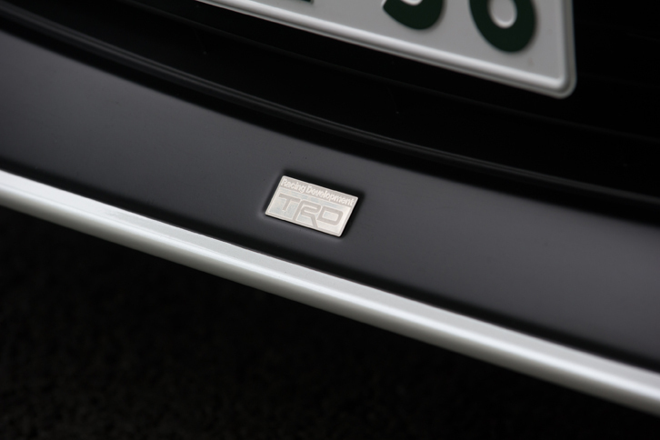 「TRD」はトヨタの100％子会社であるトヨタテクノクラフトの事業で、カスタマイズパーツの開発やモータースポーツ活動などを行っている。