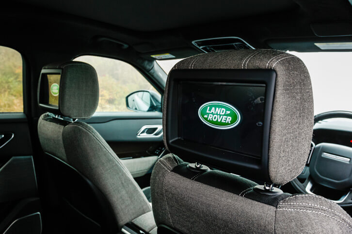 テスト車にはリアシートエンターテインメントシステムが搭載されていた（オプション）。