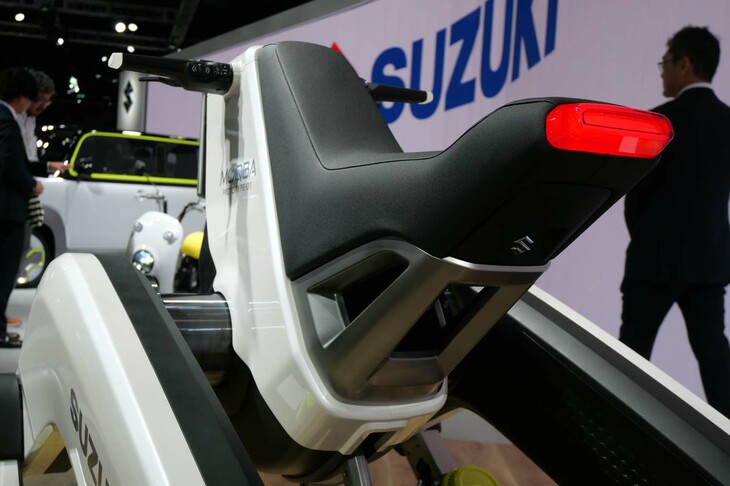 スズキ・モクバ