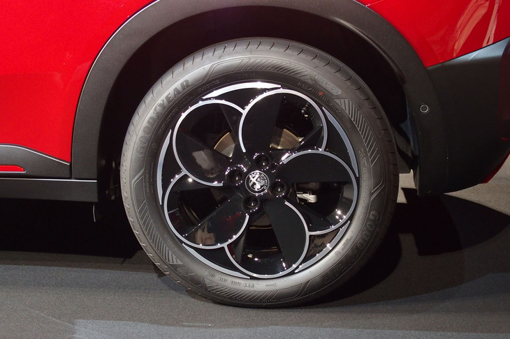 アルファ・ロメオ・ジュニア（リアホイール）