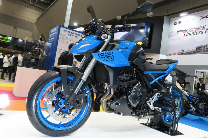 スズキGSX-8S