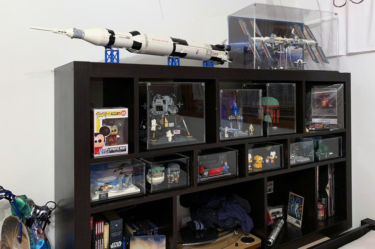 ジャコモさんは両親と同居。クルマと並ぶ趣味は、「レゴブロック」のコレクションである。あとはLPレコードとカセットテープも。（Photo＝Giacomo Pierini）