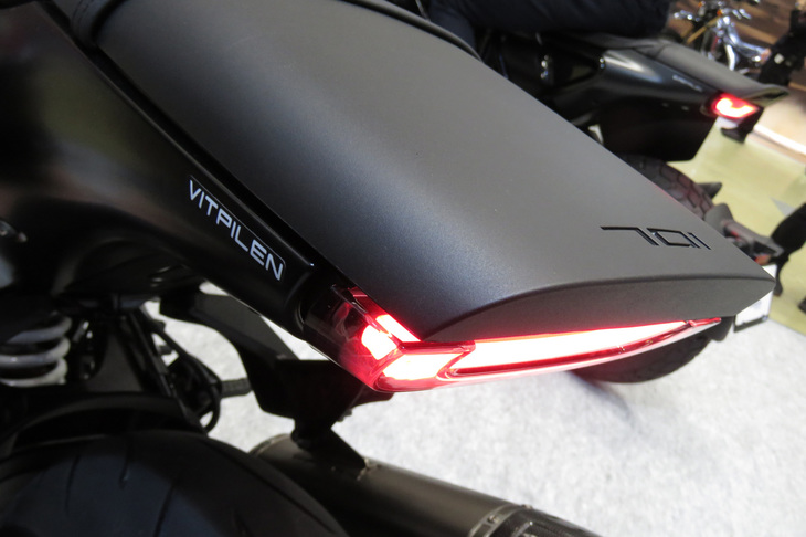 ハスクバーナ・ヴィットピレン701