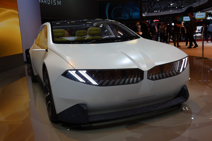 BMWビジョン ノイエクラッセ