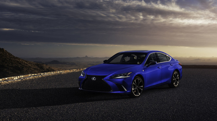 レクサスES（エクステリア）