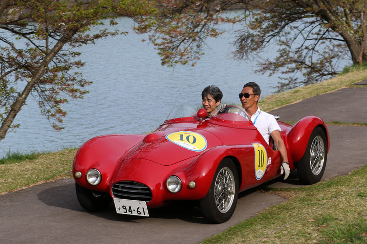 抑揚豊かなボディーを持つ1949年「シギノルフィ1100S」。