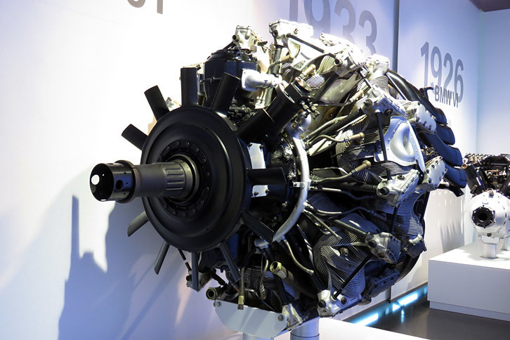 1944年に生産された星型14気筒エンジンの「BMW 801」。レシプロエンジンの戦闘機「フォッケウルフFw190」などに搭載された。