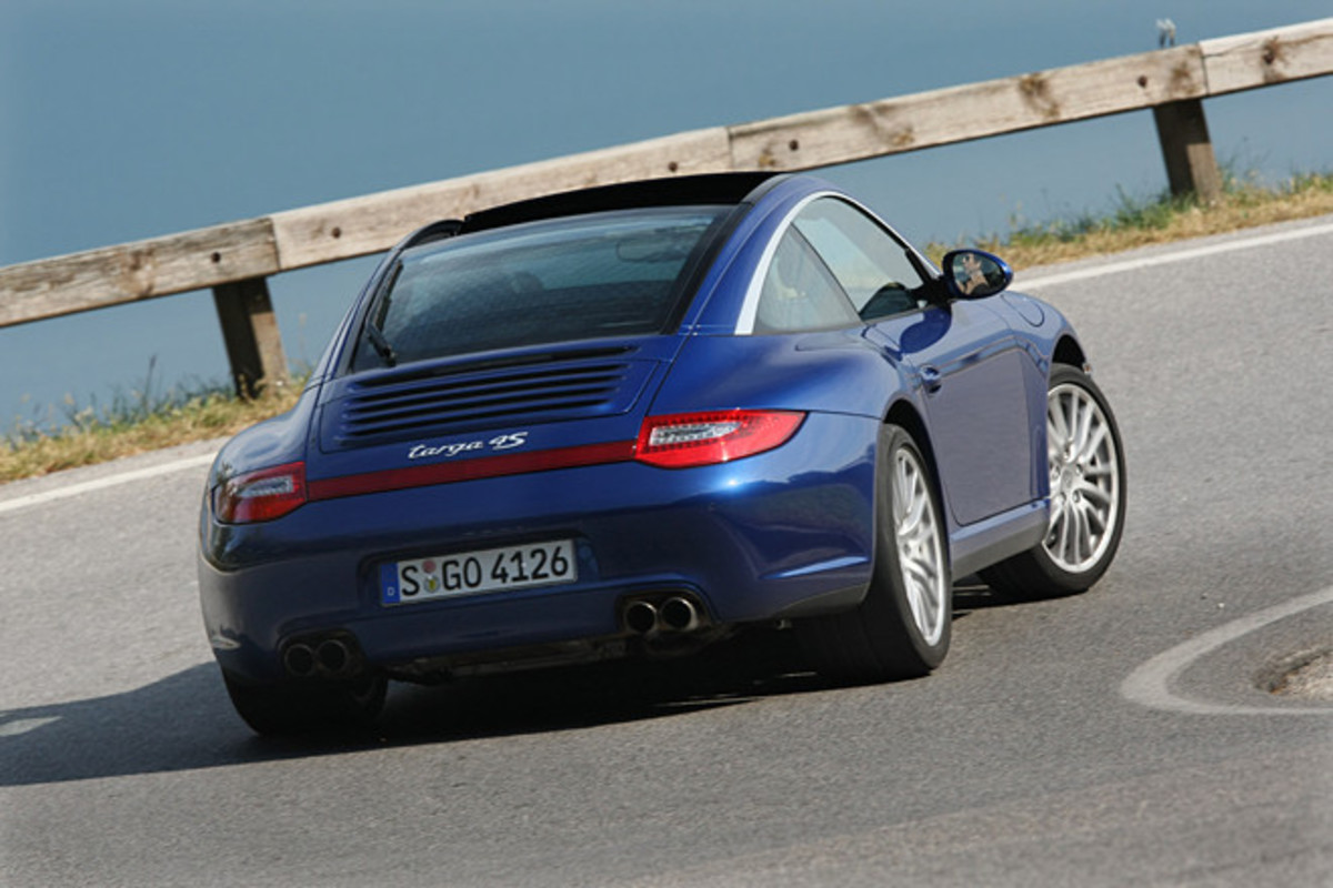 ポルシェ911タルガ4（4WD/7AT）／タルガ4S（4WD/7AT）【海外試乗