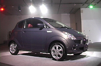【Movie】「すべてが大きくていいのか？」――新型軽「スバルR1｣の主張