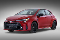 2022年4月1日に世界初公開された「GRカローラ」。最高出力304PSの1.6リッター直3ターボエンジンを搭載する。