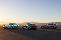 2024年2月7日にグローバルデビューしたポルシェの電気自動車「タイカン」の最新ラインナップ。