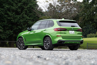 2022年2月に日本に導入された「X5 xDrive40d Mスポーツ」。当初の価格は1141万円だったが（試乗車もこの仕様だ）、今では1199万円に値上がりしている（2022年11月末時点）。