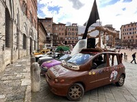 「フィアット・ムルティプラ」も。