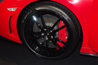 ブレーキキャリパーがレッドに塗装されるのはランボルギーニの歴史上初とのこと。