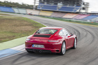 第311回：「ポルシェ911カレラ」が衝撃のリニューアル！　ターボ化した新型の実像に迫るの画像