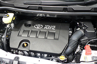 新開発の「3ZR-FAEエンジン」。