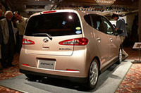 ダイハツ、走りもスタイルも軽快な新型軽「ソニカ」発表の画像