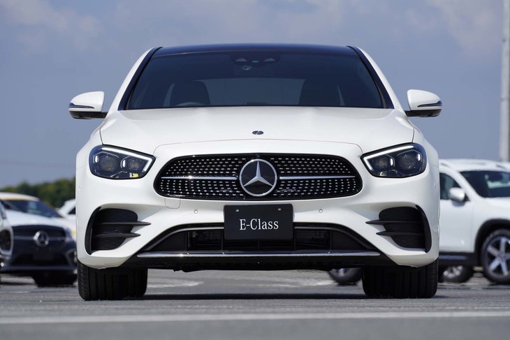 フロントデザインは“最新世代のメルセデス顔”に改められた。