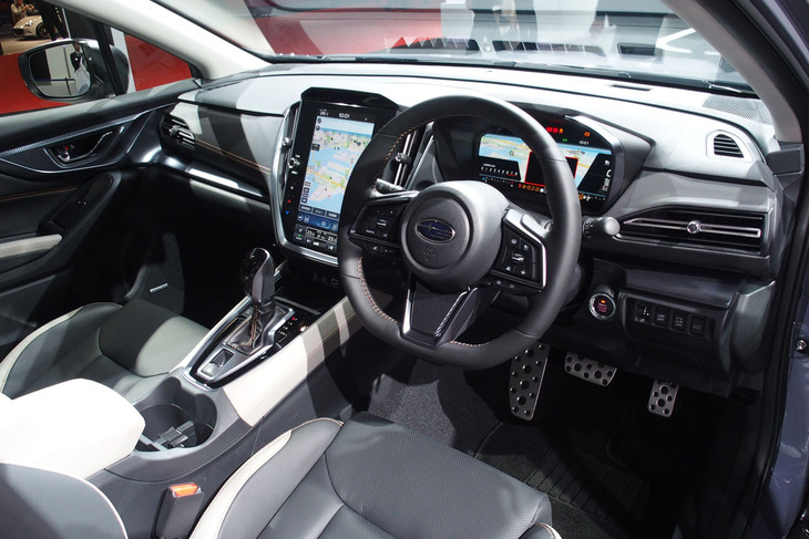 スバル・レヴォーグ レイバック（純正アクセサリー装着車）