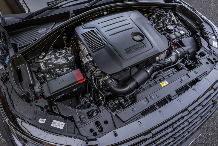 マイルドハイブリッド機構付きの2リッター直4ディーゼルターボエンジンを搭載。最高出力204PS/3750-4000rpm、最大トルク430N・m/1750-2500rpmを発生する。