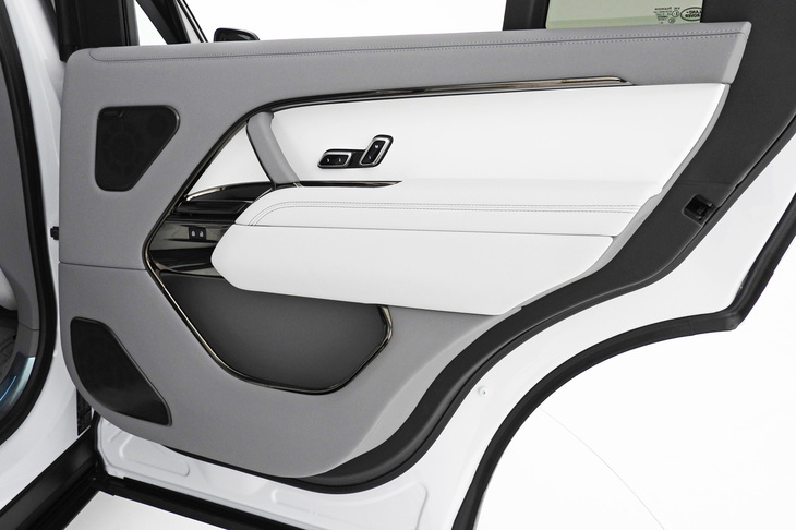 レンジローバーSVビスポーク1858エディション（リアドアインナーパネル）