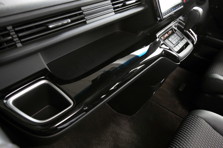 ホンダ・ステップワゴン モデューロX