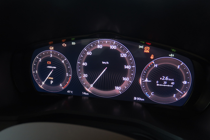 マツダCX-60 XDエクスクルーシブモード（液晶メーター）