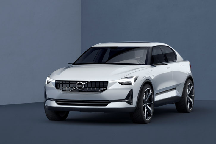 「ボルボ・コンセプト40」（セダン）。