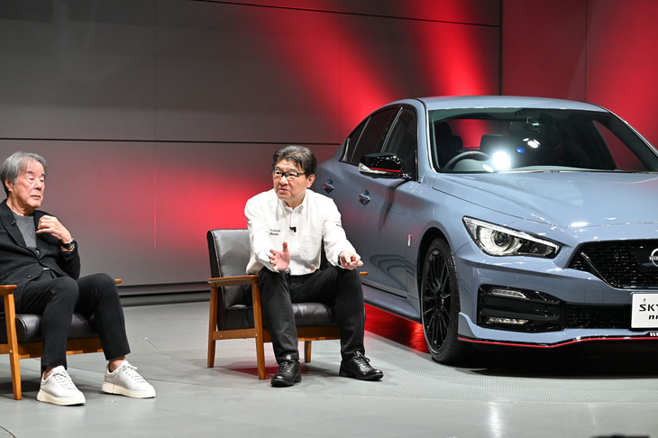 長谷川聡チーフビークルエンジニアは「スカイラインNISMO」について、「速さも乗り心地も室内空間も、ひとつもあきらめなかったクルマです」と胸を張った。