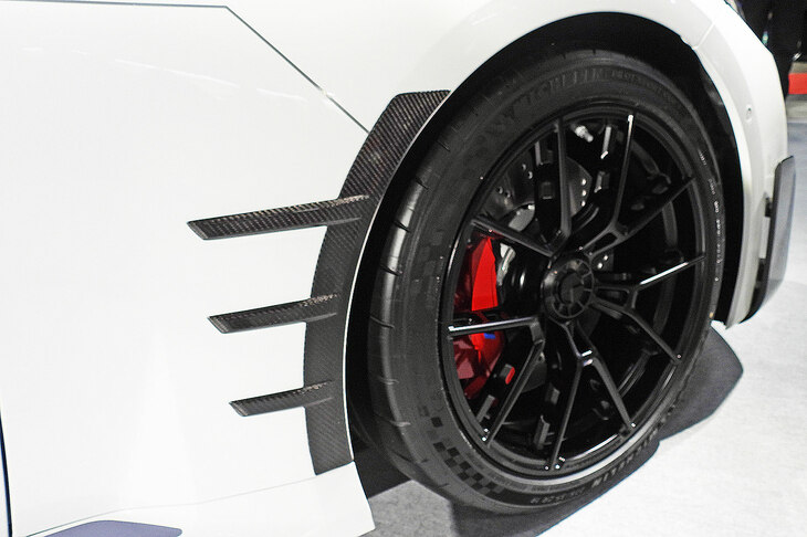 BMW M2コンペティション（Mパフォーマンスパーツ装着車）