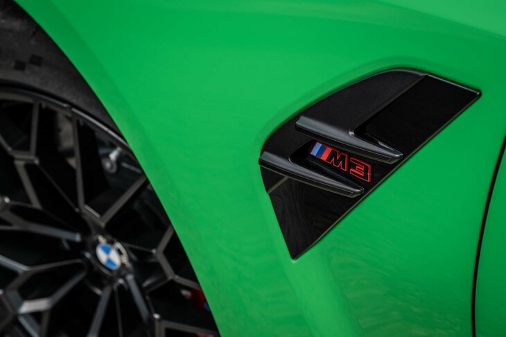 BMW M3 CS（サイドギル）