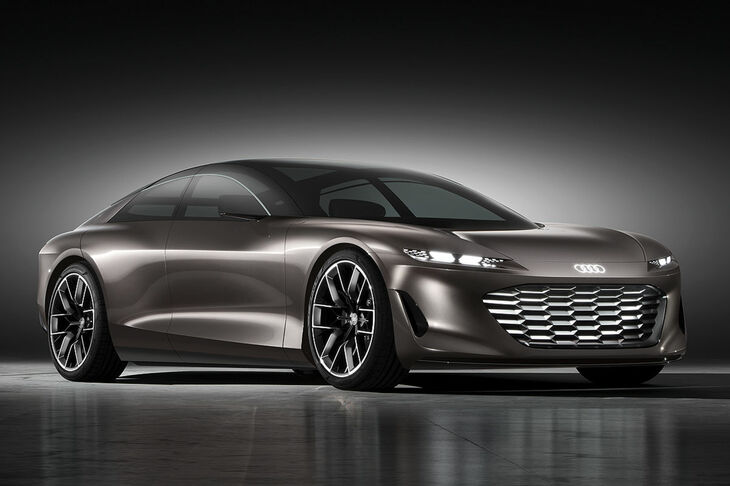 アウディA8後継モデル／市場投入時期：2025年／「A8」の後継車種は、予想とは異なるシューティングブレーク風の外観になる予定。自律的に走行することで、視線追跡による操作も可能だ。